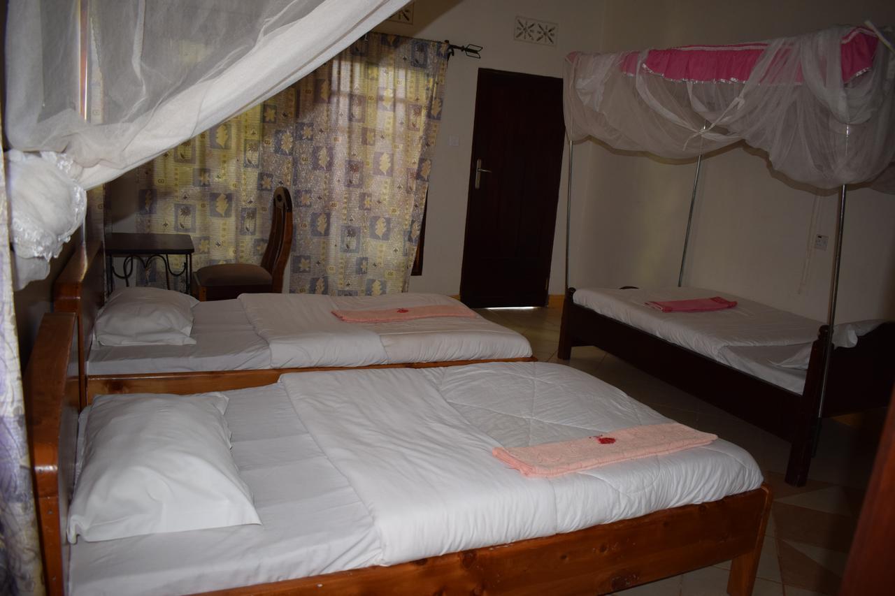 Ngorongoro Lodge 카라투 외부 사진