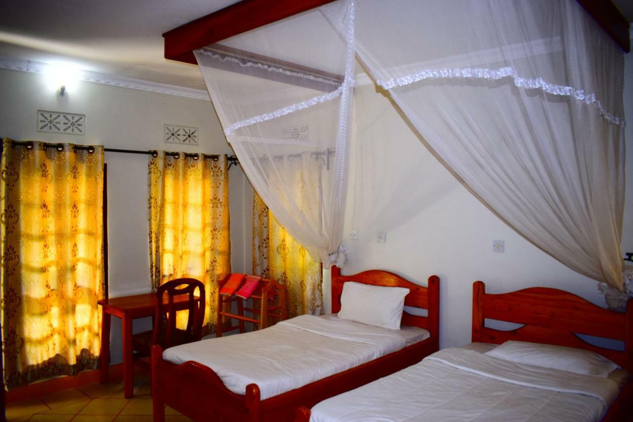 Ngorongoro Lodge 카라투 외부 사진