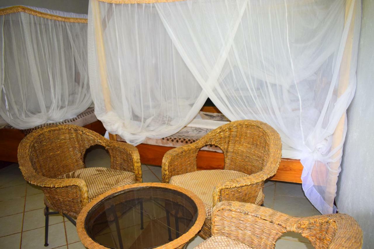 Ngorongoro Lodge 카라투 외부 사진